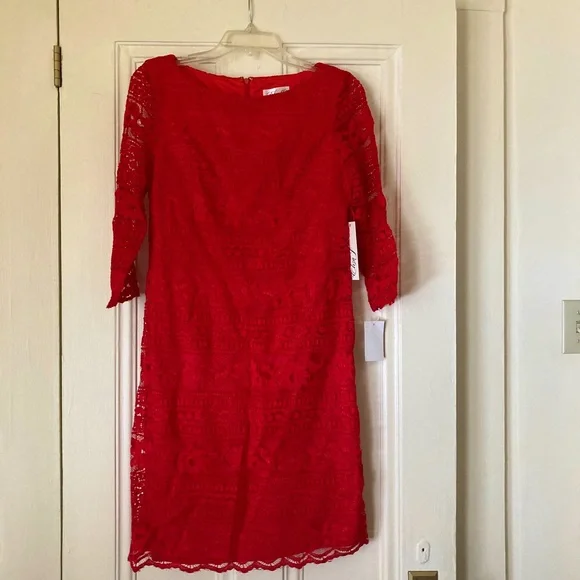 fitted lace wedding dress Eliza J Coral Eyelet Lace Sleeveless Shift Dress main image 0